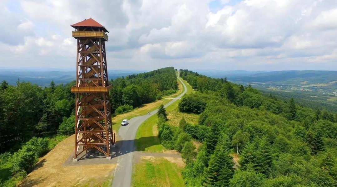 Вилла Domek Pod Holica 2 Bieszczady Устшики-Дольне Экстерьер фото